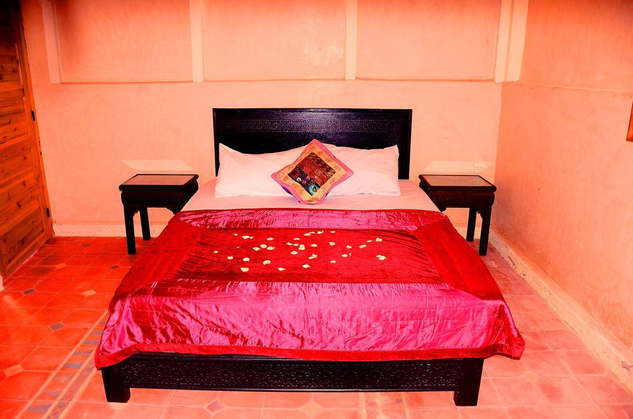 Latifa House Hotel Sbiti Ngoại thất bức ảnh